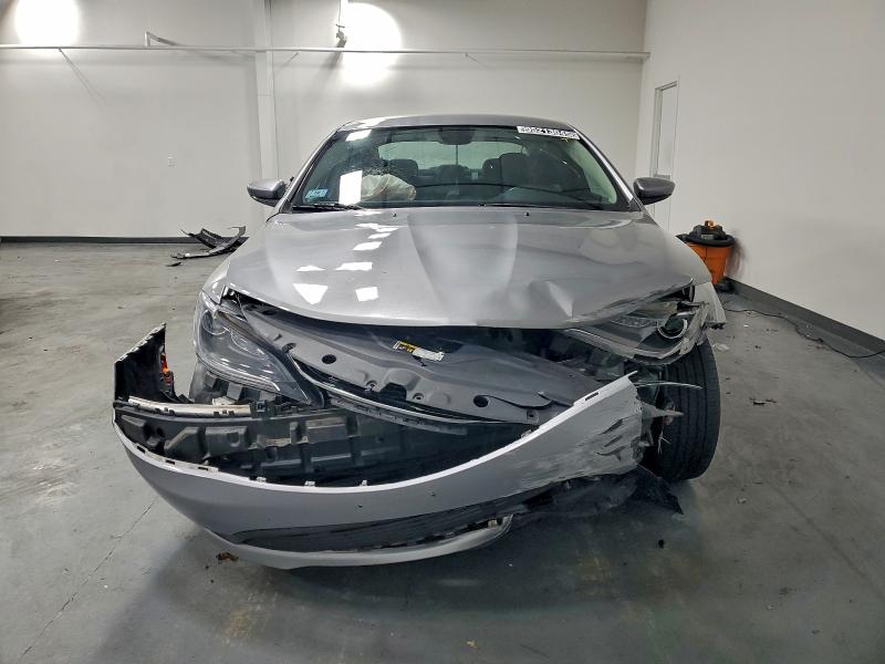 Photo 5 from auction – 2017 CHRYSLER 200 LX with VIN 1C3CCCFB7HN504286