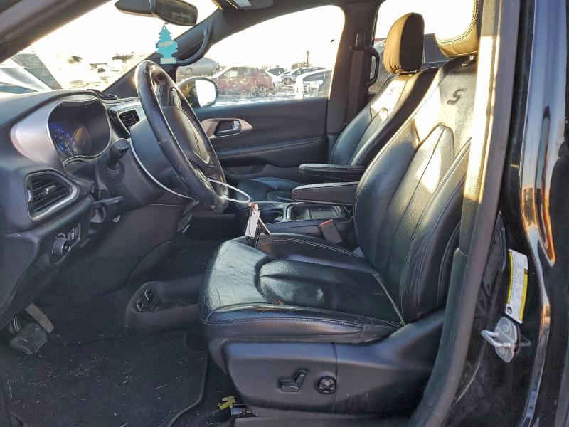 Photo 7 from auction – 2018 CHRYSLER PACIFICA T with VIN 2C4RC1BG4JR175003