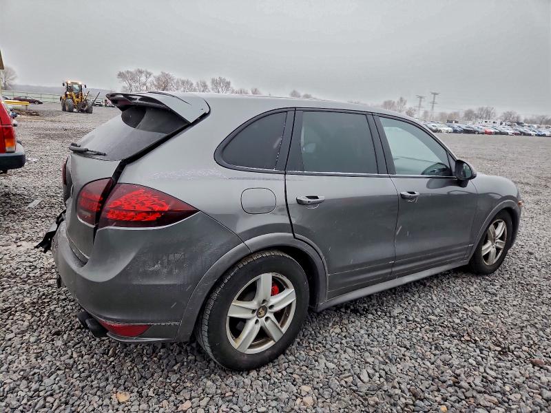 Photo 3 from auction – 2013 PORSCHE CAYENNE GT with VIN WP1AD2A23DLA72964
