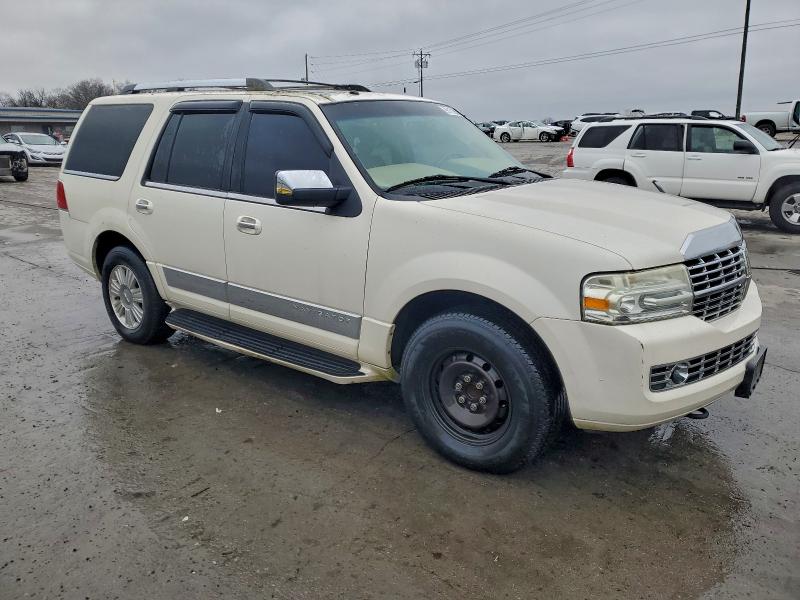 Photo 4 from auction – 2008 LINCOLN NAVIGATOR with VIN 5LMFU27588LJ12849