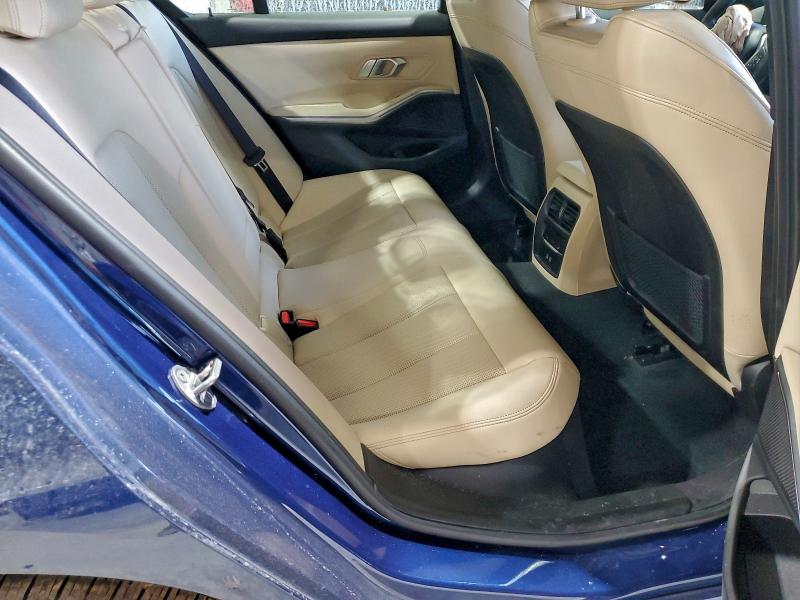 Photo 10 from auction – 2023 BMW 330XI with VIN 3MW89FF04P8D43376