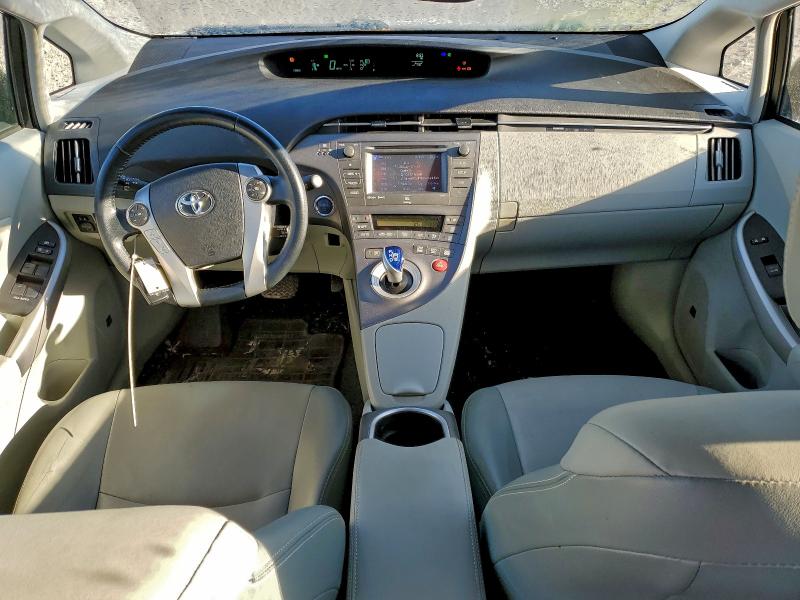 Photo 8 from auction – 2013 TOYOTA PRIUS with VIN JTDKN3DU5D5674503