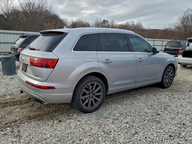 Photo 3 from auction – 2017 AUDI Q7 PREMIUM with VIN WA1LAAF77HD005828