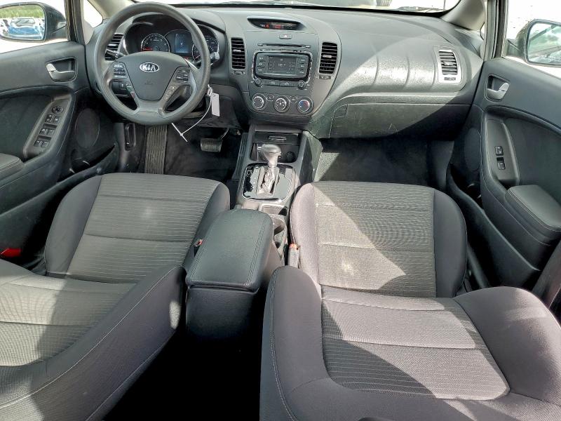 Photo 8 from auction – 2017 KIA FORTE with VIN 3KPFL4A75HE138382