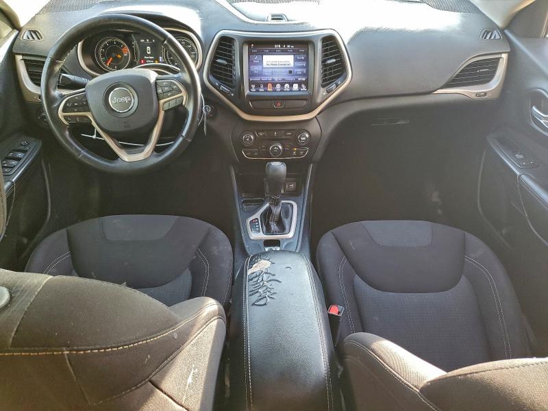 Photo 8 from auction – 2016 JEEP CHEROKEE with VIN 1C4PJLCB4GW342553