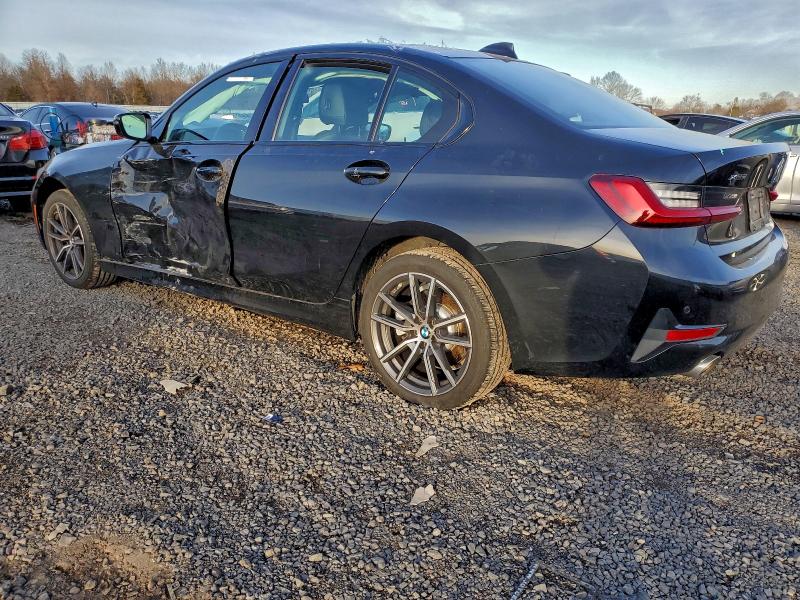 Photo 2 from auction – 2022 BMW 330XI with VIN 3MW5R7J05N8C28198