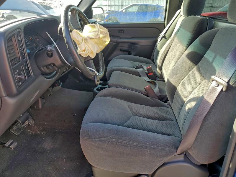 Photo 7 from auction – 2004 CHEVROLET SILVERADO with VIN 1GCEK14T14Z310380
