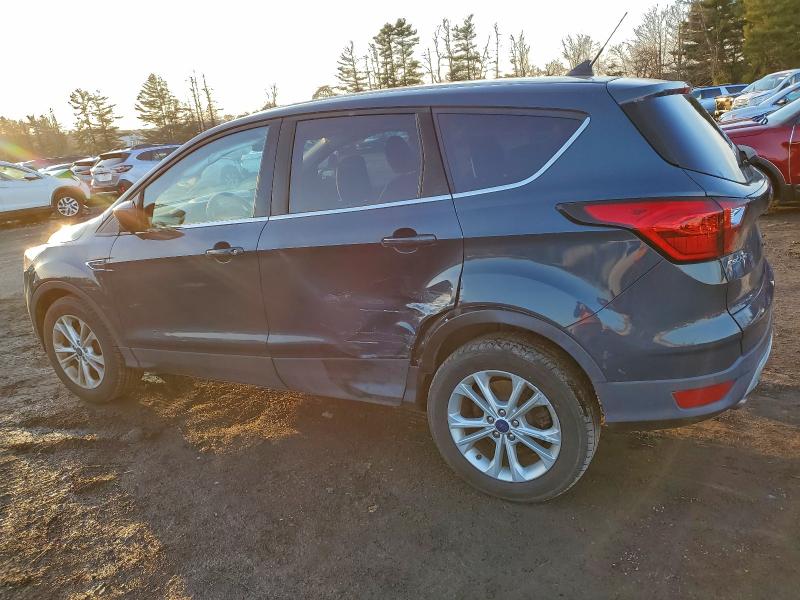 Photo 2 from auction – 2019 FORD ESCAPE SE with VIN 1FMCU0GD5KUC47368