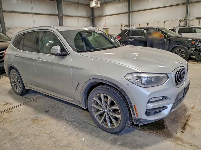 Photo 4 from auction – 2019 BMW X3 XDRIVE3 with VIN 5UXTR9C50KLR05904