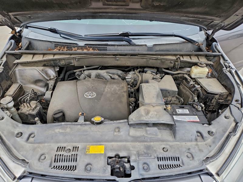 Photo 12 from auction – 2017 TOYOTA HIGHLANDER with VIN 5TDJZRFH5HS366072
