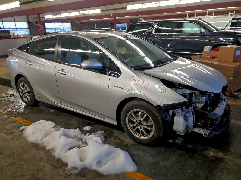 Photo 4 from auction – 2017 TOYOTA PRIUS with VIN JTDKARFUXH3533777