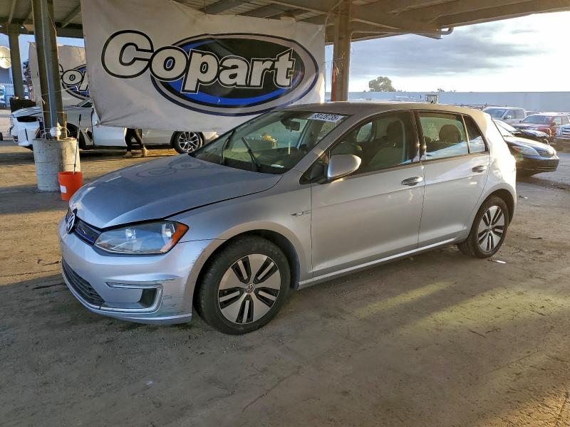 Photo 1 from auction – 2016 VOLKSWAGEN E-GOLF SE with VIN WVWKP7AU3GW912658