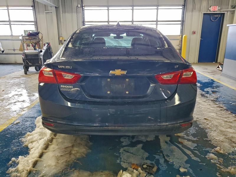 Photo 6 from auction – 2016 CHEVROLET MALIBU LT with VIN 1G1ZE5ST8GF338825