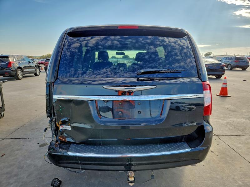 Photo 6 from auction – 2012 CHRYSLER TOWN & COU with VIN 2C4RC1BG5CR387797
