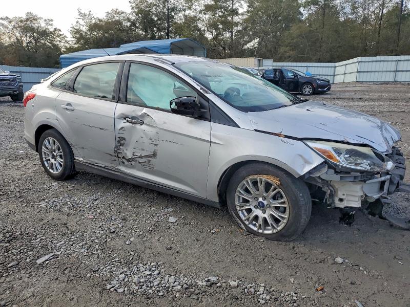 Photo 4 from auction – 2012 FORD FOCUS SE with VIN 1FAHP3F21CL372948