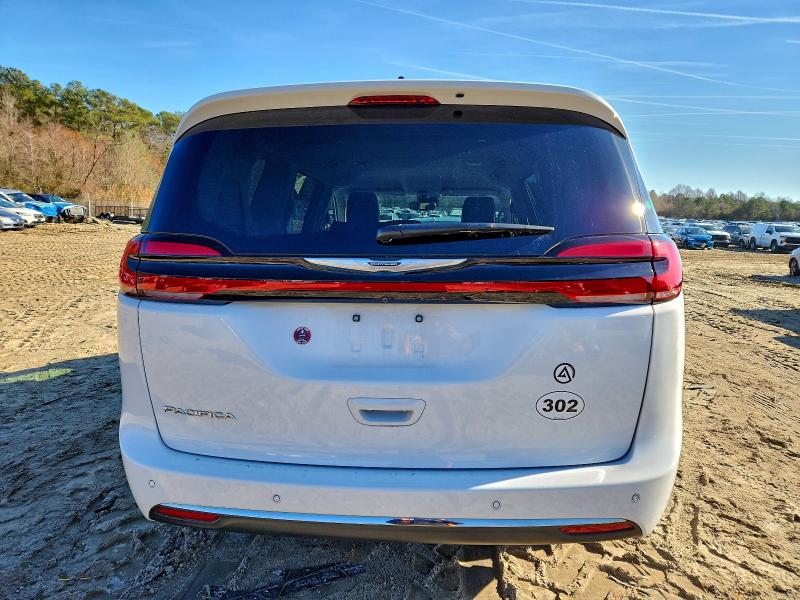 Photo 6 from auction – 2024 CHRYSLER PACIFICA with VIN 2C4RC1BG7RR189747