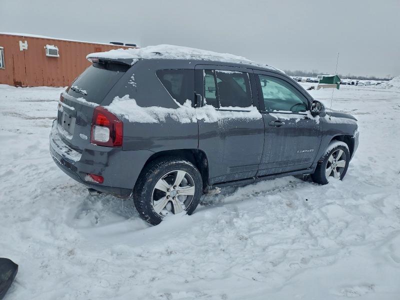 Фото 3 с аукциона – 2016 JEEP COMPASS LA с VIN 1C4NJDEB0GD587677