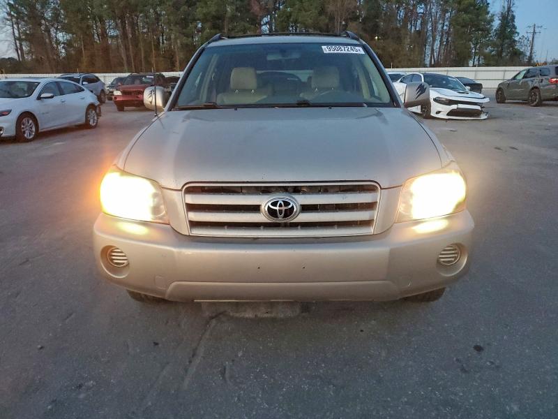 Photo 5 from auction – 2006 TOYOTA HIGHLANDER with VIN JTEEP21A860183012