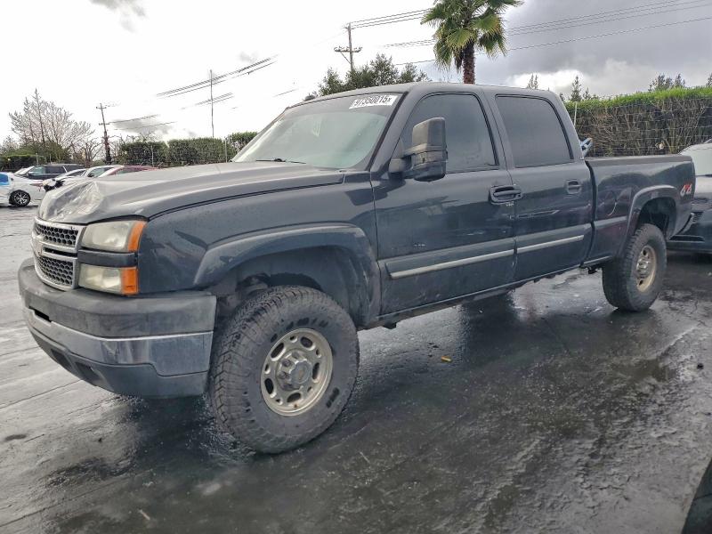 CHEVROLET SILVERADO 2005 with VIN 1GCHK23285F952593 - Photo from auction