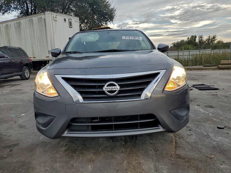 Photo 5 from auction – 2019 NISSAN VERSA S with VIN 3N1CN7AP4KL840438