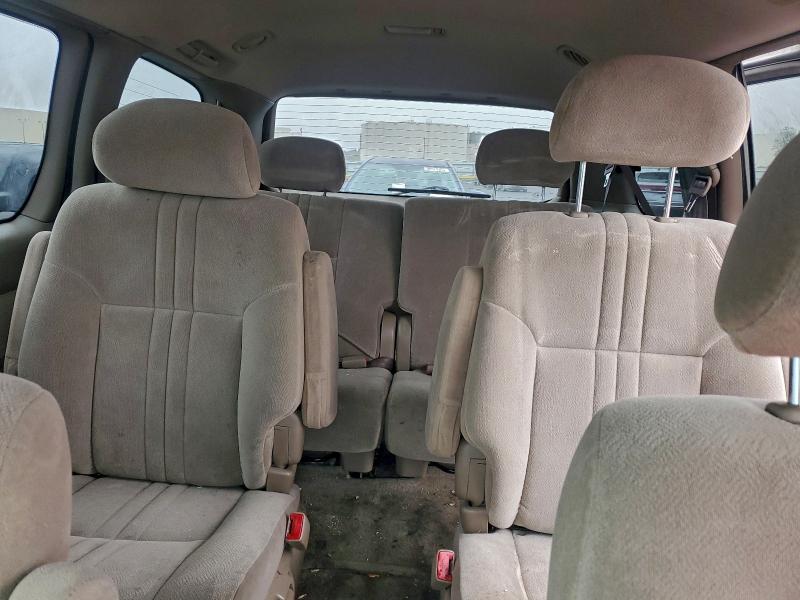 Photo 10 from auction – 2002 TOYOTA SIENNA LE with VIN 4T3ZF13C22U463984