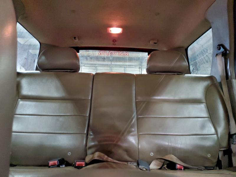 Photo 10 from auction – 2002 FORD ESCAPE XLT with VIN 1FMYU03152KC08180