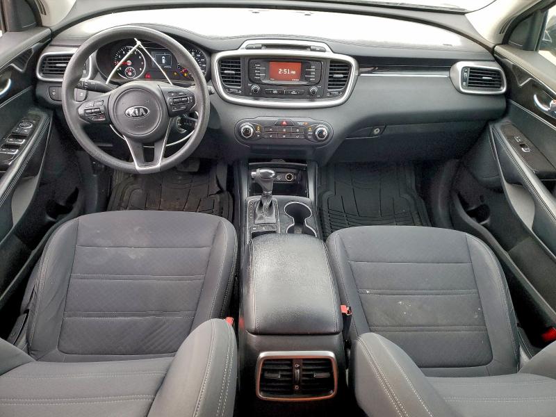 Photo 8 from auction – 2016 KIA SORENTO LX with VIN 5XYPGDA37GG145759
