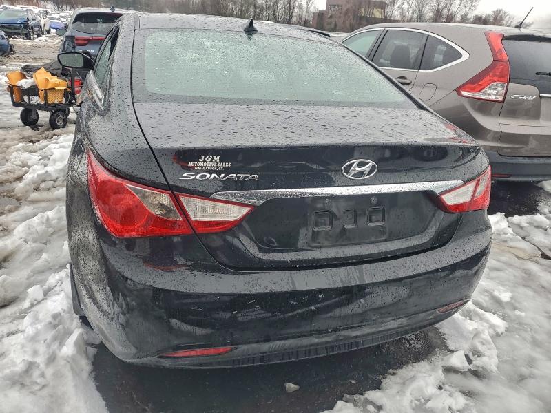 Photo 6 from auction – 2013 HYUNDAI SONATA GLS with VIN 5NPEB4AC8DH569736
