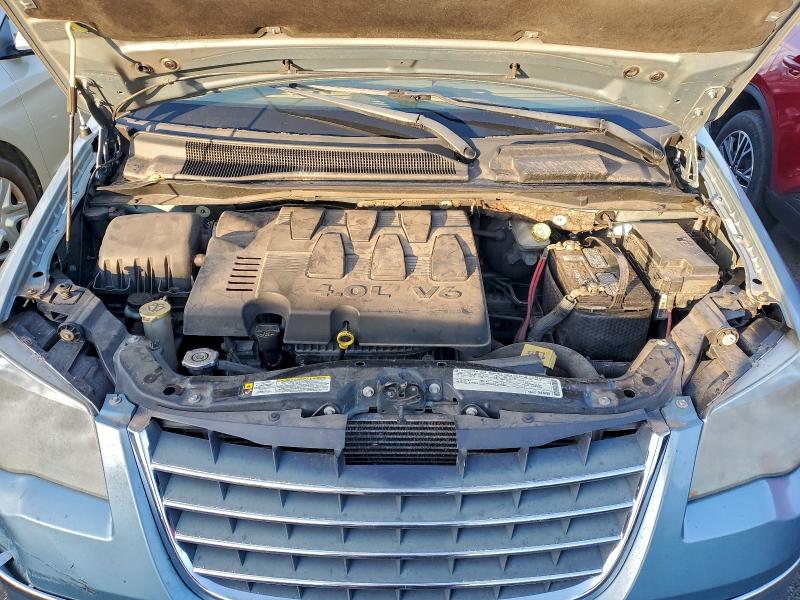 Photo 12 from auction – 2010 CHRYSLER TOWN & COU with VIN 2A4RR6DXXAR126715
