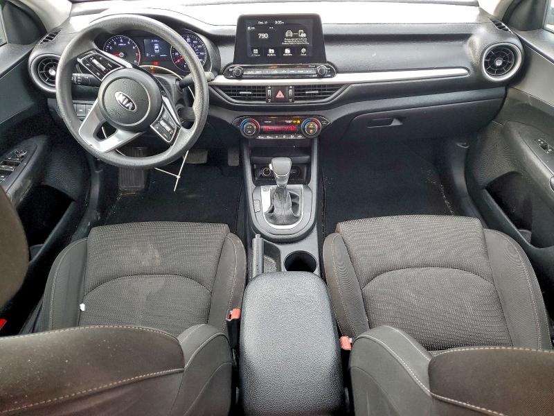Photo 8 from auction – 2019 KIA FORTE FE with VIN 3KPF24AD2KE138145