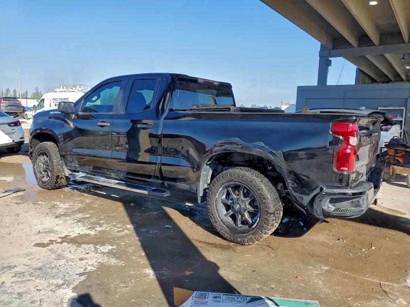 Photo 2 from auction – 2019 CHEVROLET SILVERADO with VIN 1GCRWBEH1KZ223260