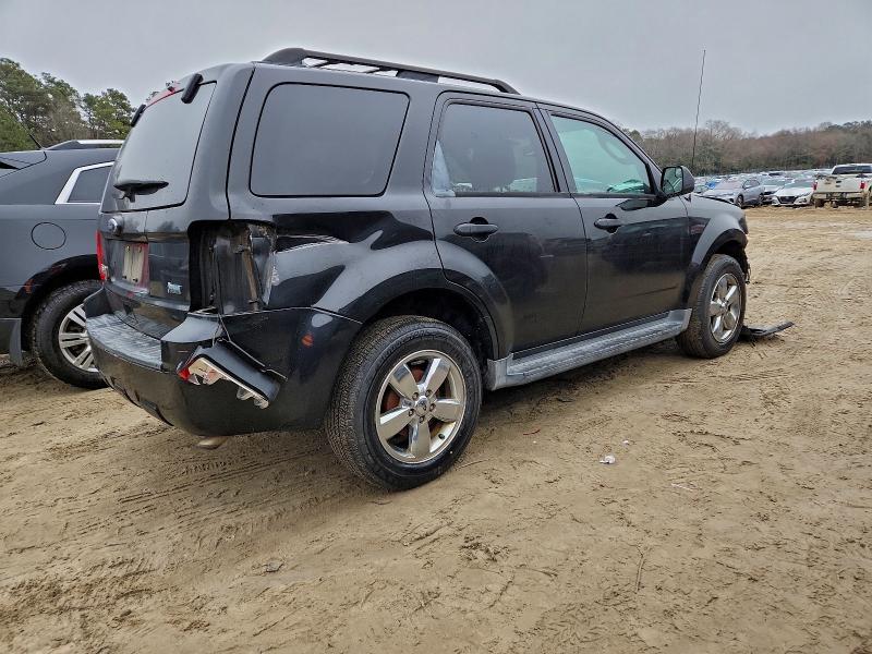 Photo 4 from auction – 2011 FORD ESCAPE XLT with VIN 1FMCU9DG7BKA31049