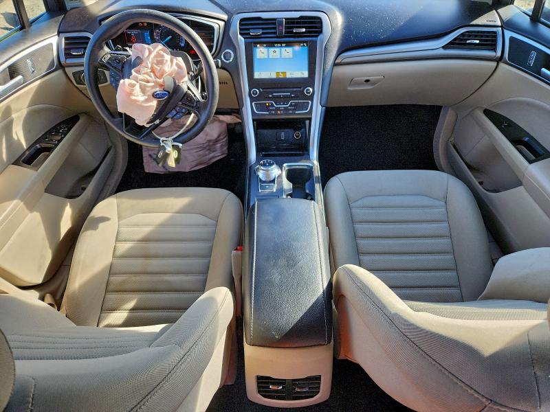 Photo 8 from auction – 2017 FORD FUSION SE with VIN 3FA6P0HD5HR346043