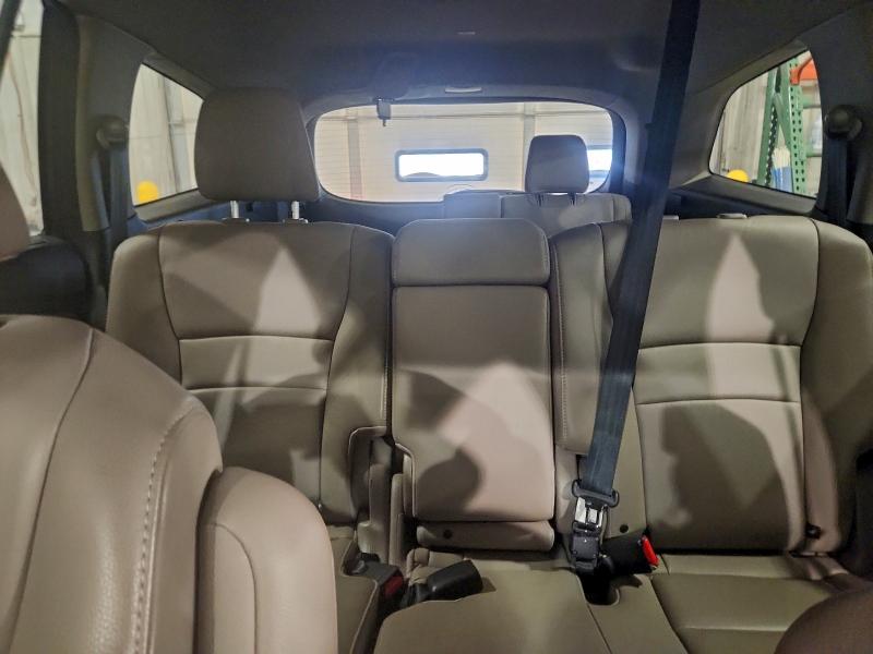 Photo 10 from auction – 2016 HONDA PILOT EXL with VIN 5FNYF6H55GB020051