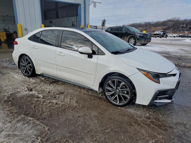 Photo 4 from auction – 2022 TOYOTA COROLLA XS with VIN 5YFT4MCE8NP113238