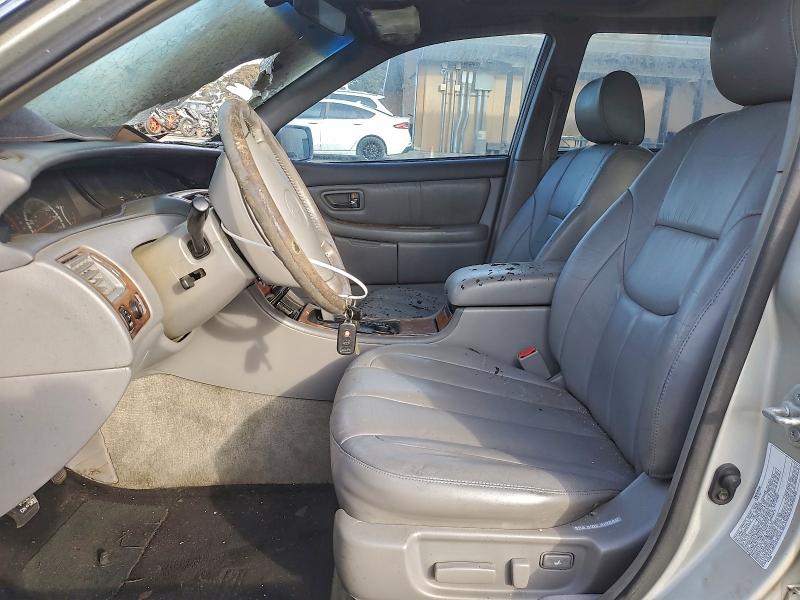 Photo 7 from auction – 2000 TOYOTA AVALON XL with VIN 4T1BF28B5YU075074