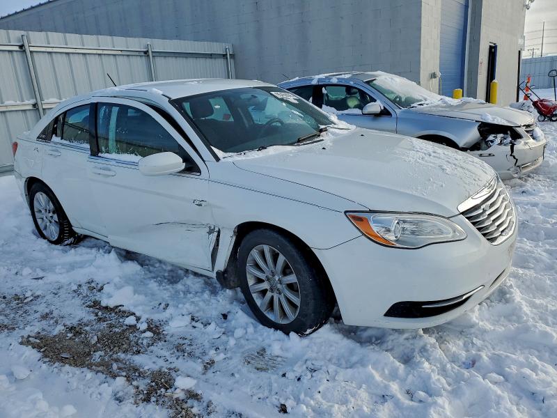 Photo 4 from auction – 2012 CHRYSLER 200 LX with VIN 1C3CCBABXCN117449