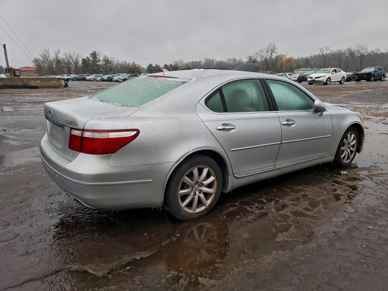 Photo 3 from auction – 2009 LEXUS LS 460 with VIN JTHCL46F095003308