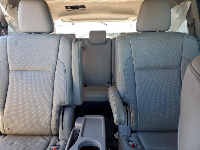 Photo 10 from auction – 2016 TOYOTA HIGHLANDER with VIN 5TDDKRFH0GS253338