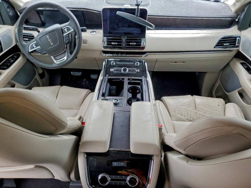 Photo 8 from auction – 2020 LINCOLN NAVIGATOR with VIN 5LMJJ2LT3LEL15281