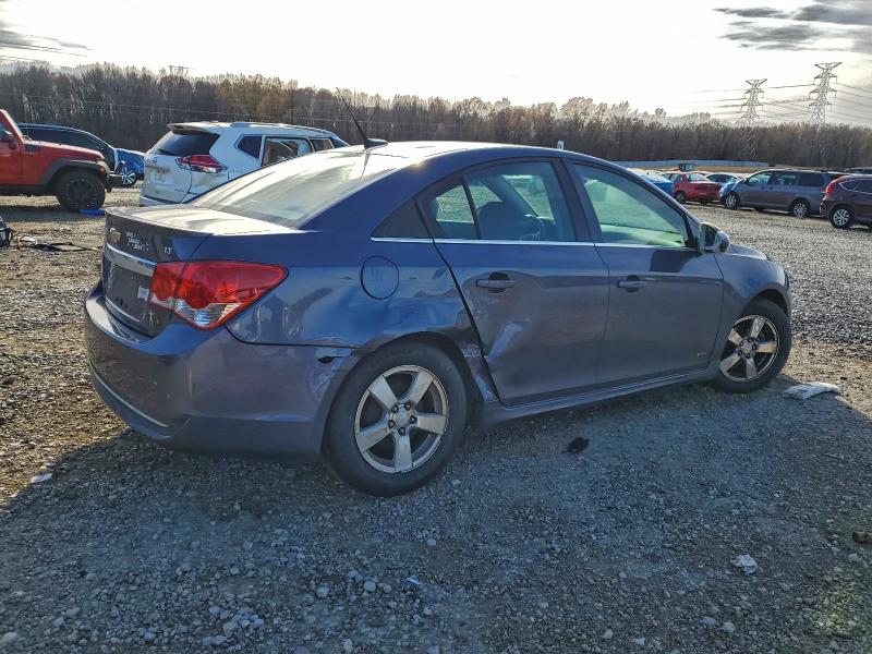Photo 3 from auction – 2013 CHEVROLET CRUZE with VIN 1G1PC5SB5D7291148