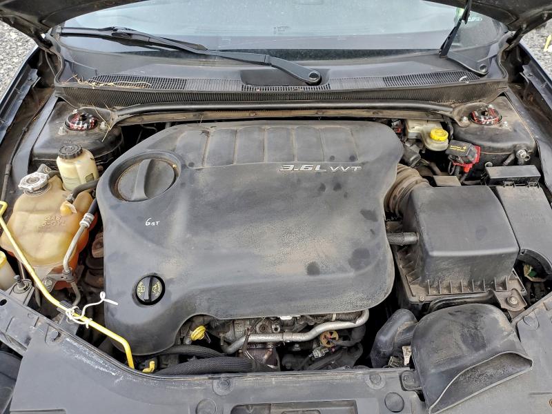 Photo 11 from auction – 2013 CHRYSLER 200 LIMITE with VIN 1C3CCBCG5DN700098