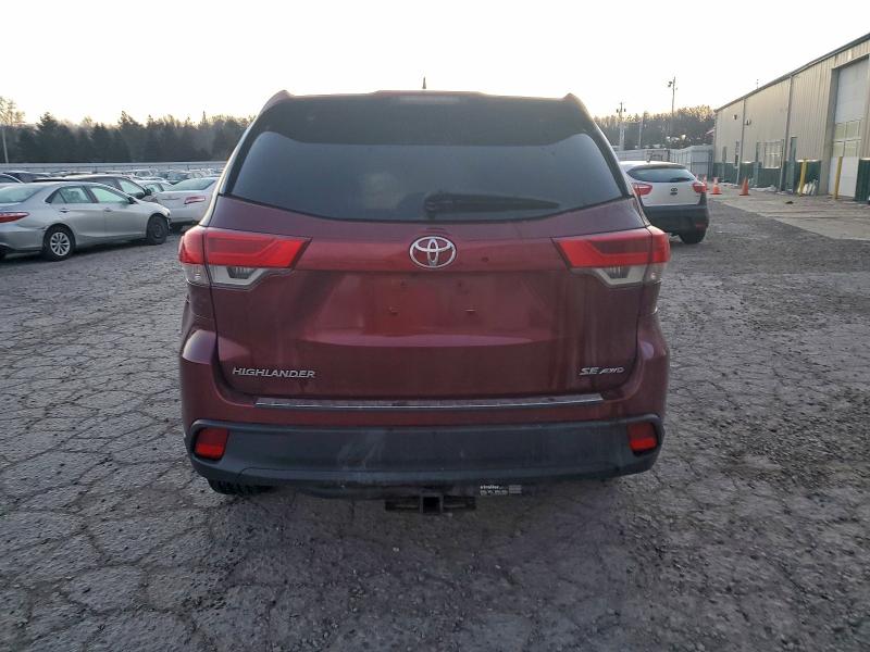 Photo 6 from auction – 2017 TOYOTA HIGHLANDER with VIN 5TDJZRFH2HS449135
