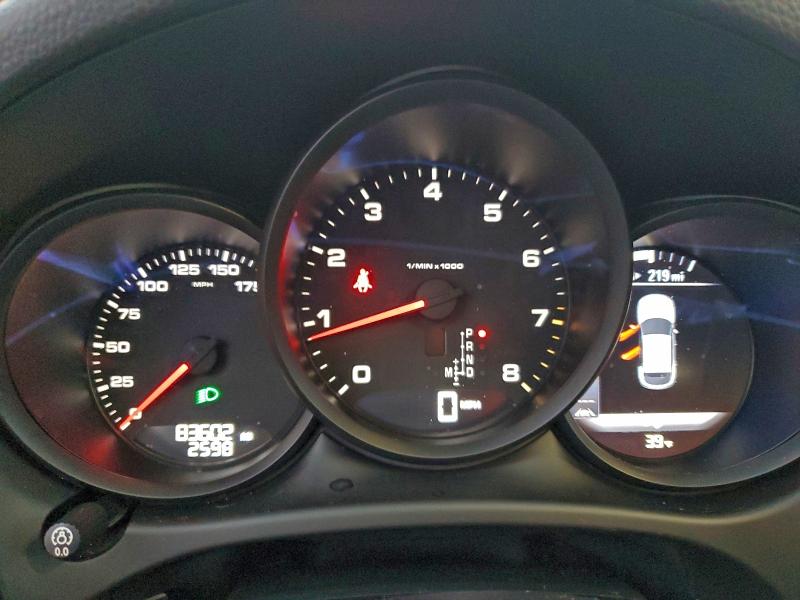 Photo 9 from auction – 2017 PORSCHE MACAN with VIN WP1AA2A54HLB03986