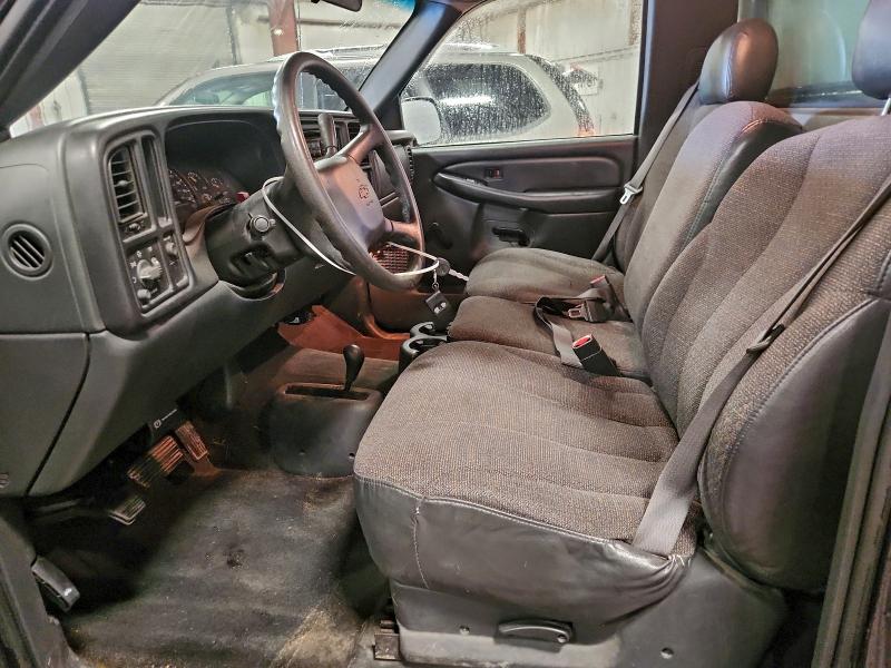 Photo 7 from auction – 2002 CHEVROLET SILVERADO with VIN 1GCEK14V02Z139622