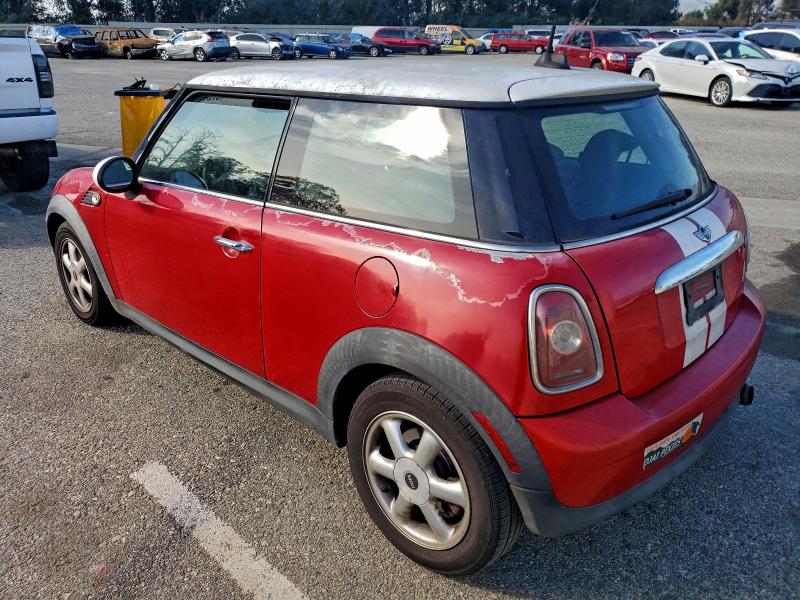Photo 2 from auction – 2010 MINI COOPER with VIN WMWMF3C50ATZ26579