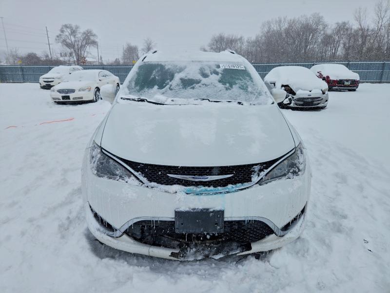 Photo 5 from auction – 2019 CHRYSLER PACIFICA T with VIN 2C4RC1BG7KR539772