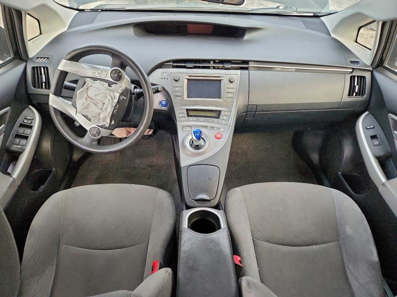 Photo 8 from auction – 2013 TOYOTA PRIUS with VIN JTDKN3DU1D5626903