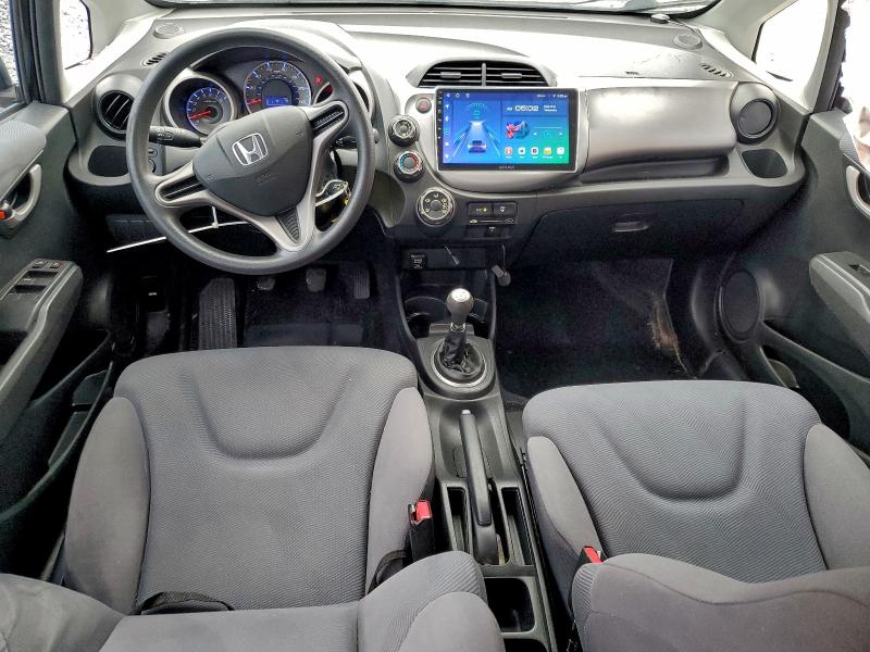 Photo 8 from auction – 2010 HONDA FIT with VIN JHMGE8G21AC014574