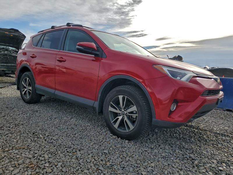 Photo 4 from auction – 2017 TOYOTA RAV4 XLE with VIN JTMRFREV6HJ169167